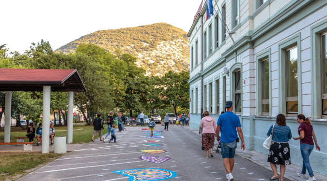 Spoznaj mojo dobro prakso: Javni prostor za ljudi, ne avtomobile