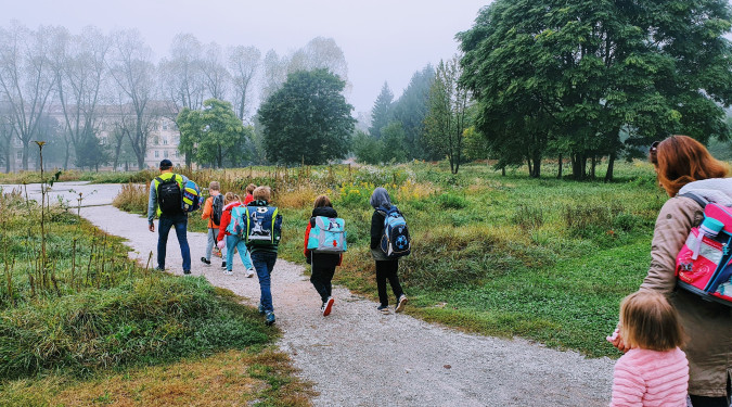 Otroci želijo hoditi v šolo aktivno! Odrasli jim to lahko omogočimo!